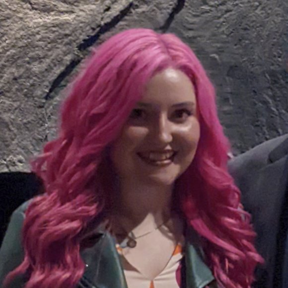 Meet your Posher, Jamie - Picture 2 of 3